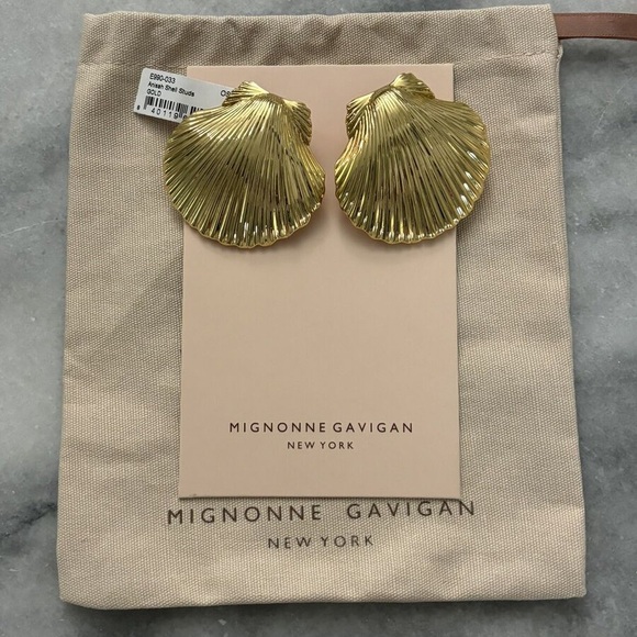 Anthropologie Mignonne Gavigan Anisah 14K-Gold-Plated Shell Stud Earrings - Picture 3 of 11